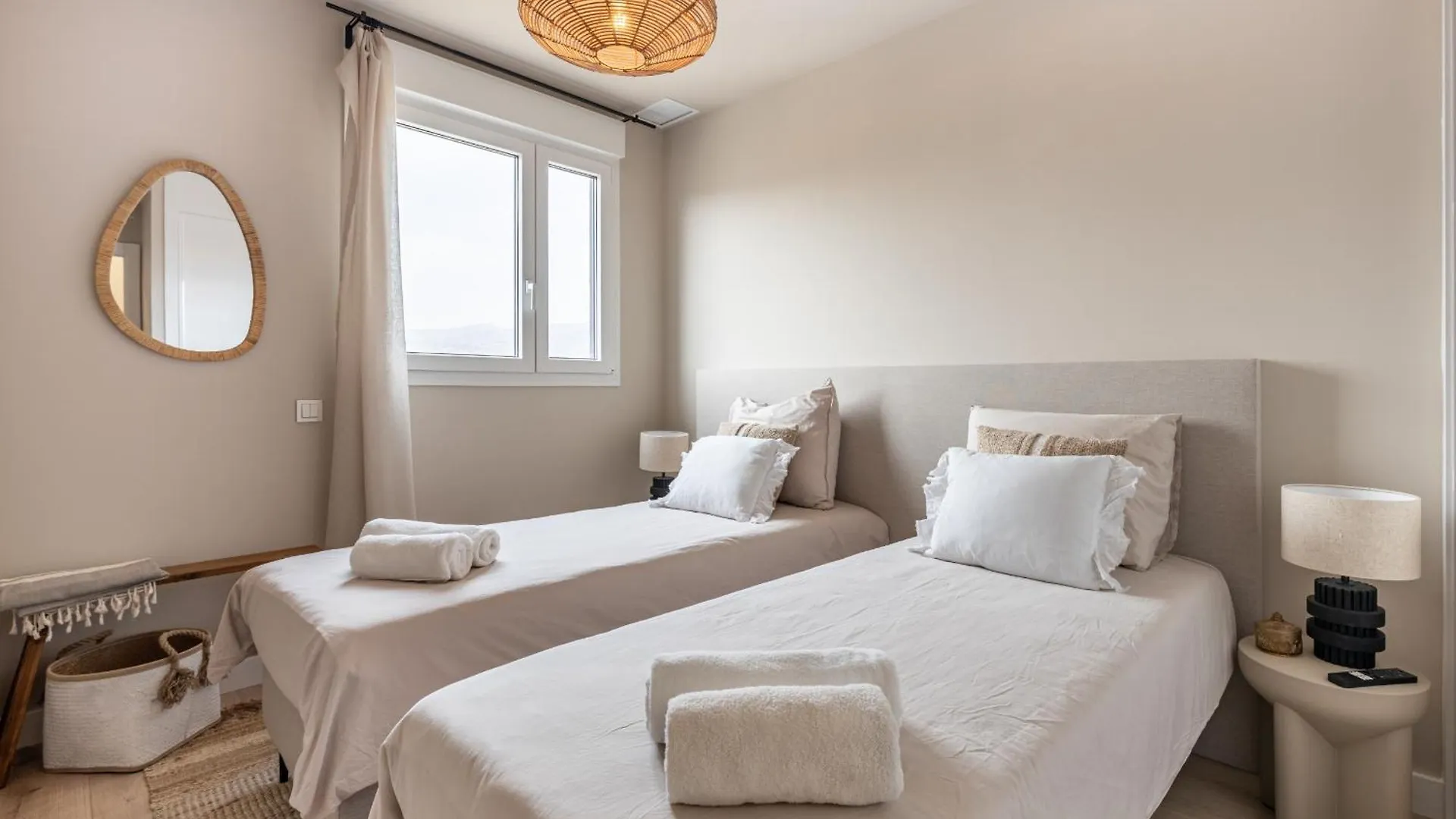 Malaga Skyline 5 Pool & Parking Free Apartment Spain